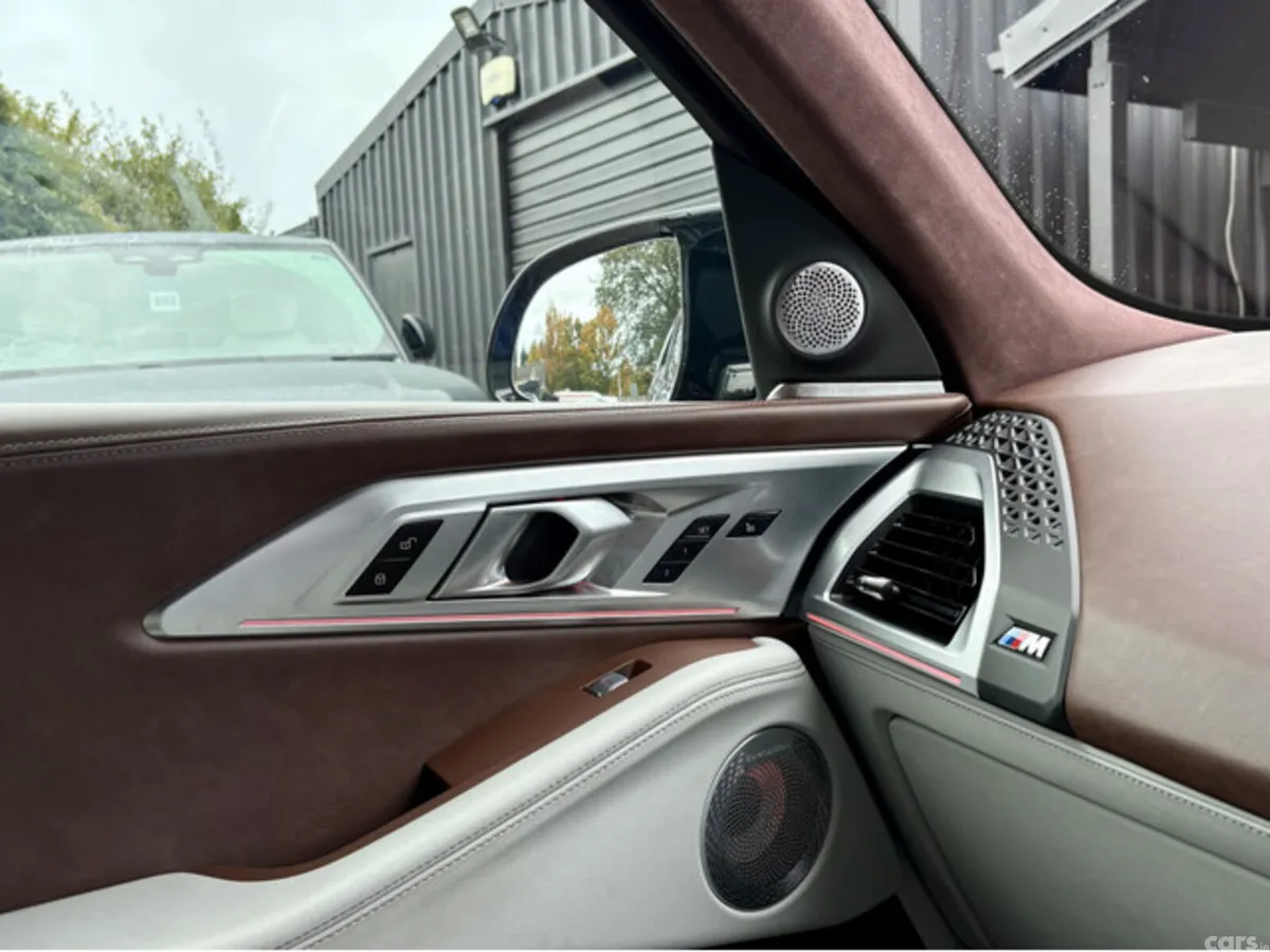 BMW XM Estate, Petrol Plug-in Hybrid, 2025, Blue