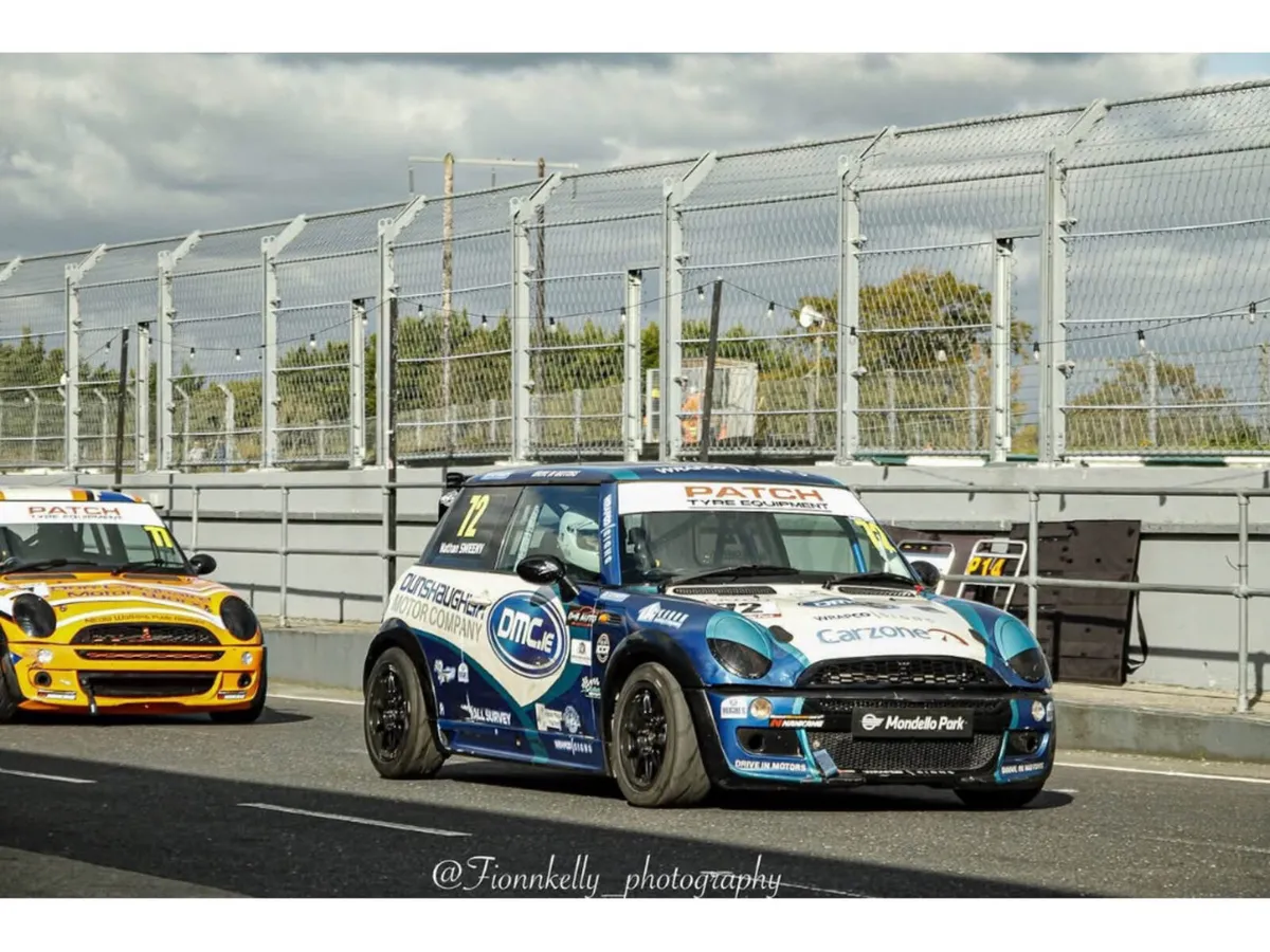 Mini Cooper Hatchback, Petrol, 2010, Blue