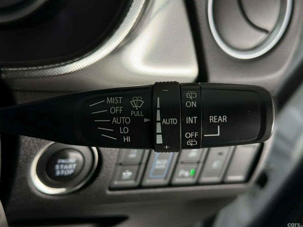 Suzuki Vitara SUV, Petrol Hybrid, 2023, White