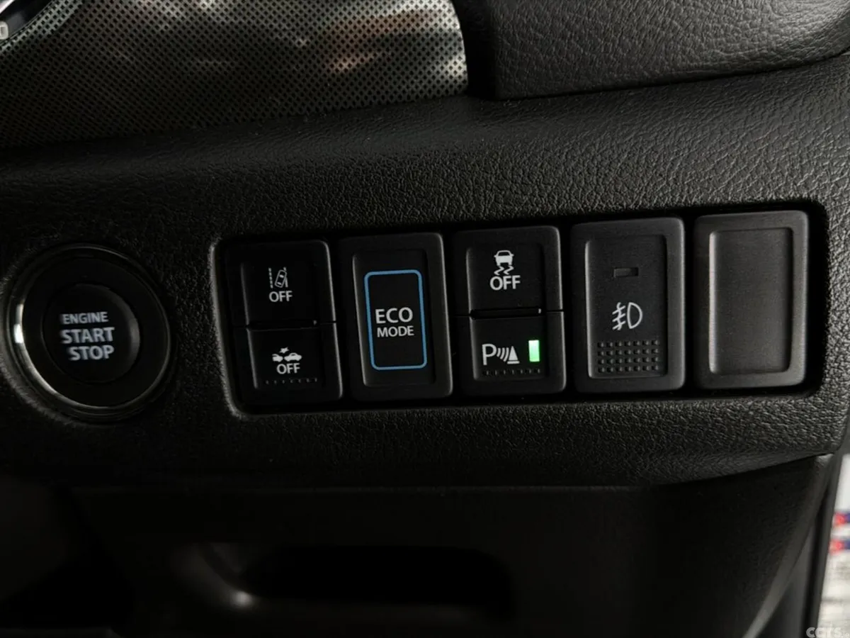 Suzuki Vitara SUV, Petrol Hybrid, 2023, White