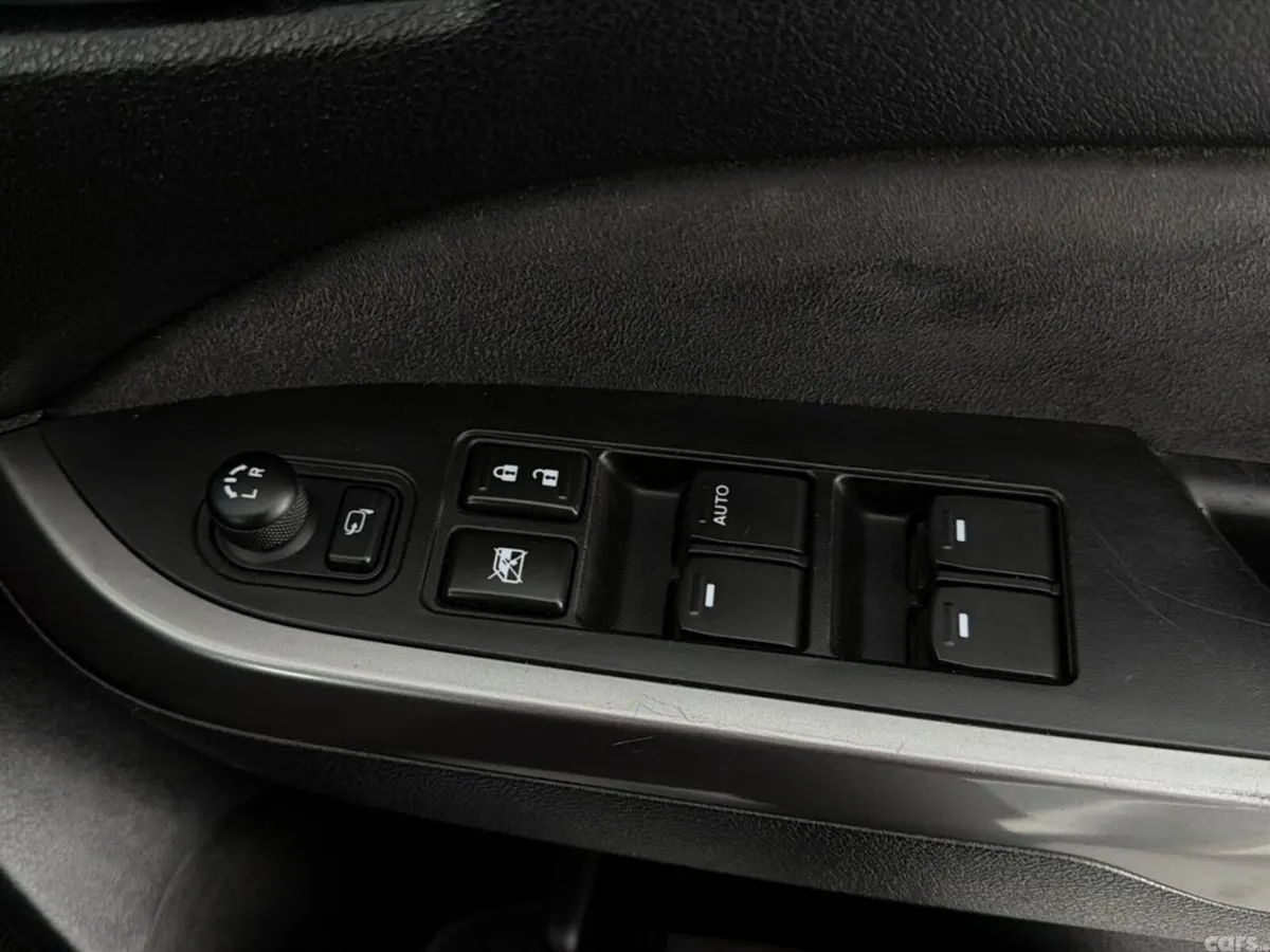 Suzuki Vitara SUV, Petrol Hybrid, 2023, White