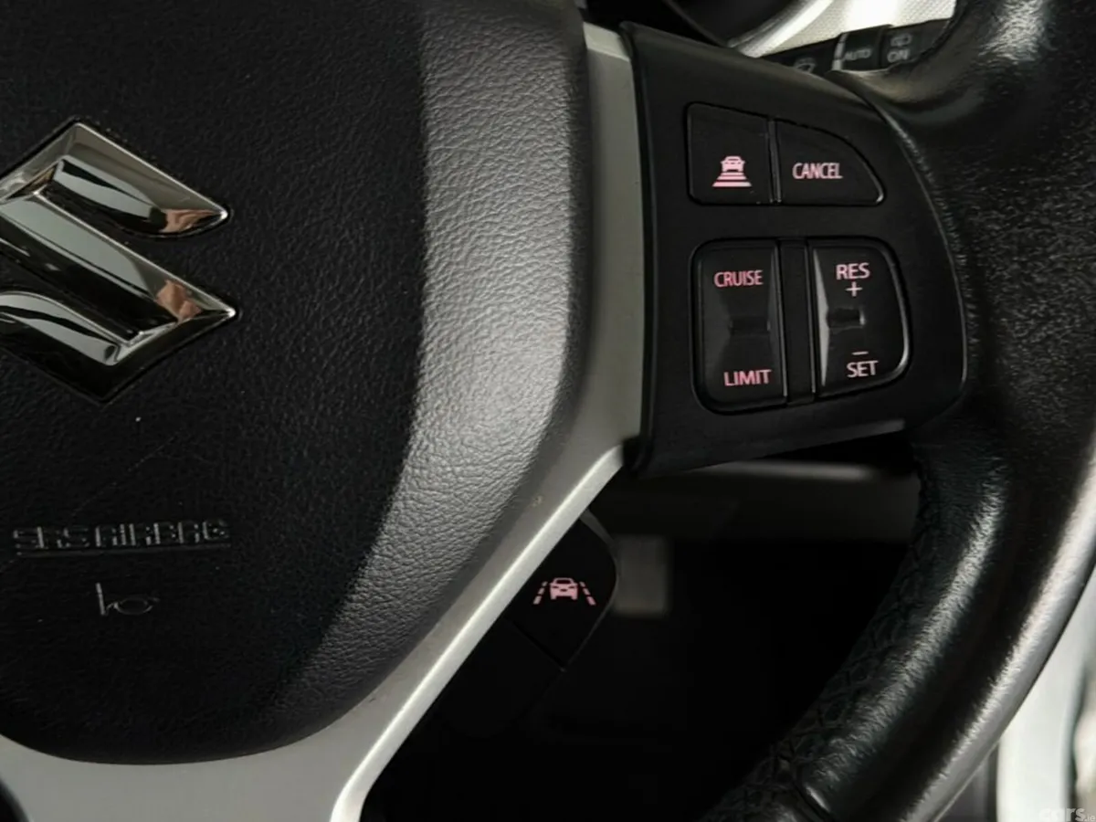 Suzuki Vitara SUV, Petrol Hybrid, 2023, White