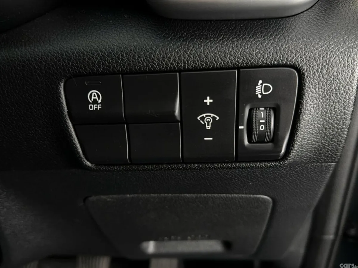 Kia Sportage SUV, Diesel Hybrid, 2021, Grey