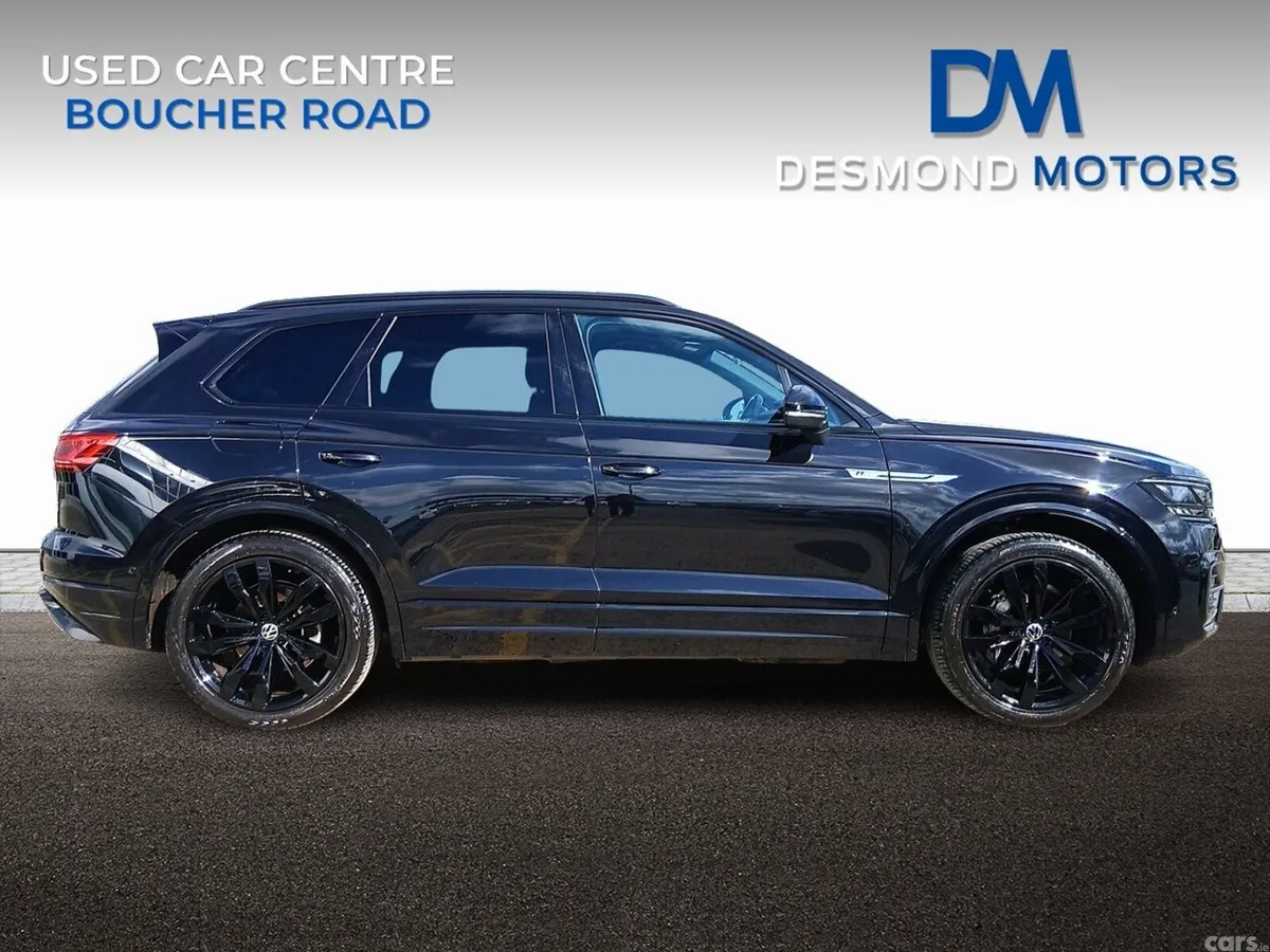 Volkswagen Touareg SUV, Diesel, 2021, Black