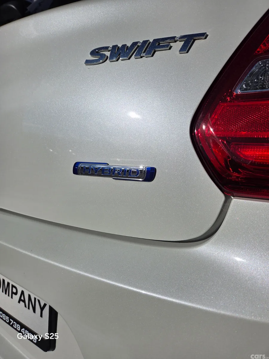 Suzuki Swift Hatchback, Petrol Plug-in Hybrid, 2019, White