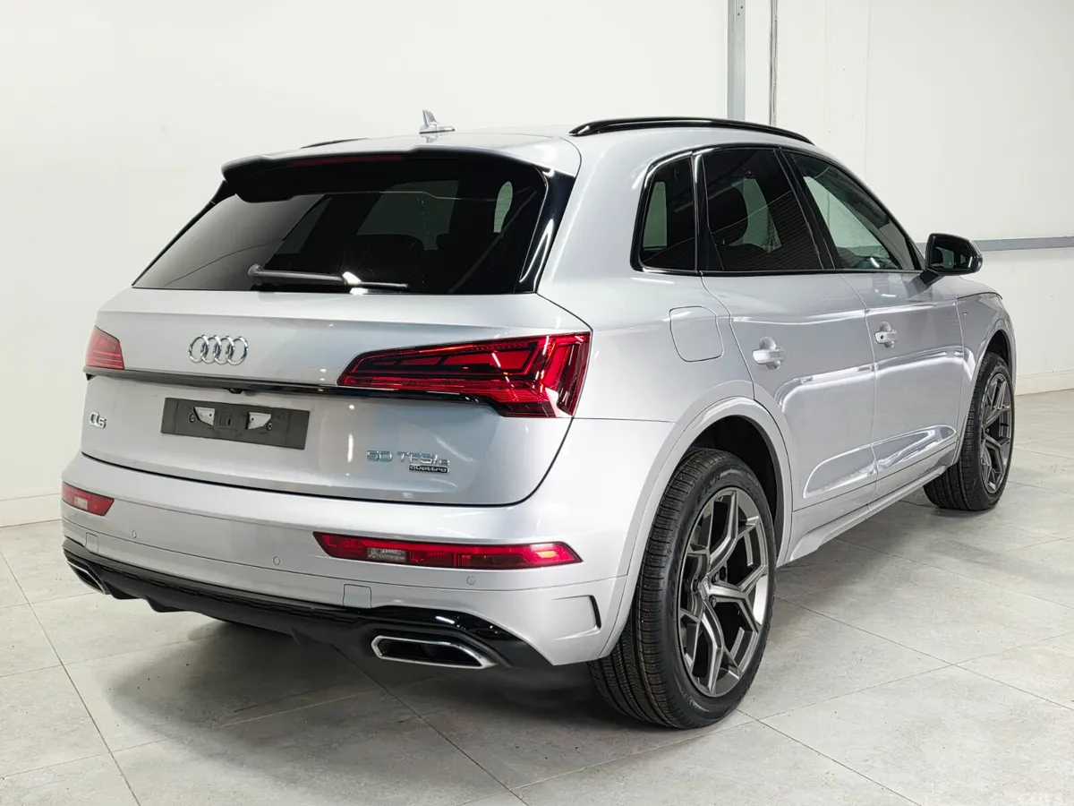 Audi Q5 SUV, Petrol Hybrid, 2022, Silver