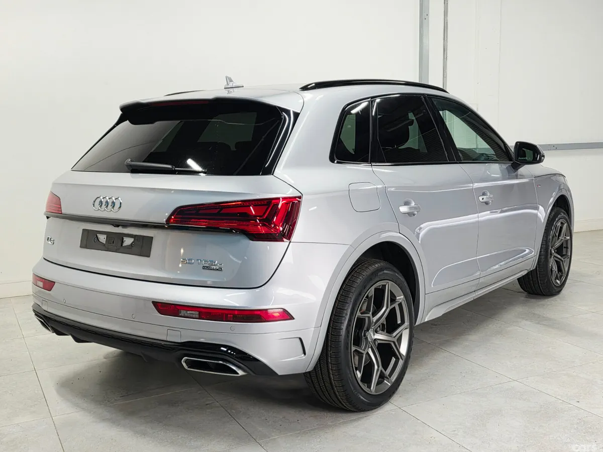 Audi Q5 SUV, Petrol Hybrid, 2022, Silver