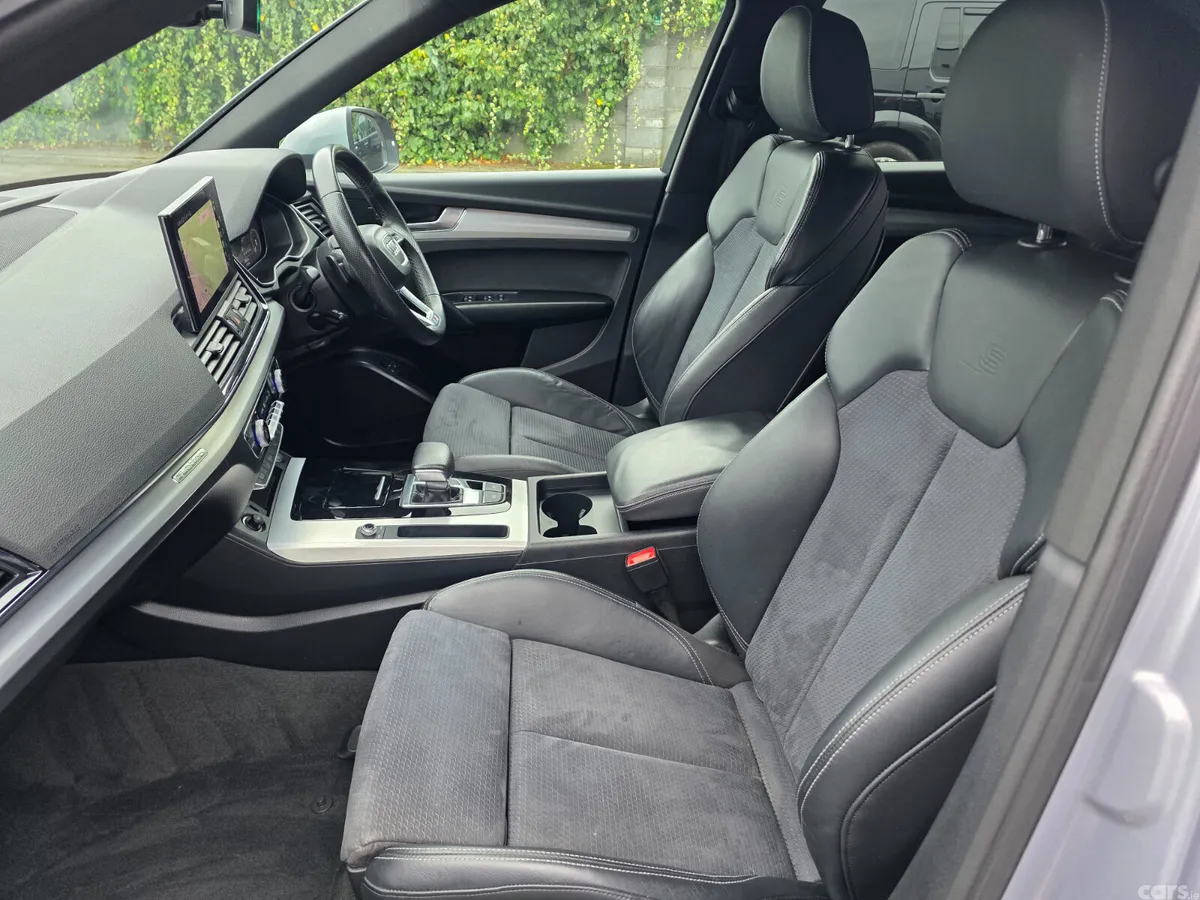 Audi Q5 SUV, Petrol Hybrid, 2022, Silver