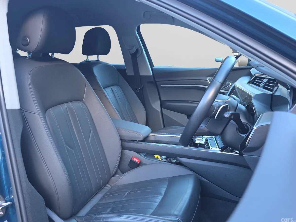 Audi e-tron Estate, Electric, 2020, Blue