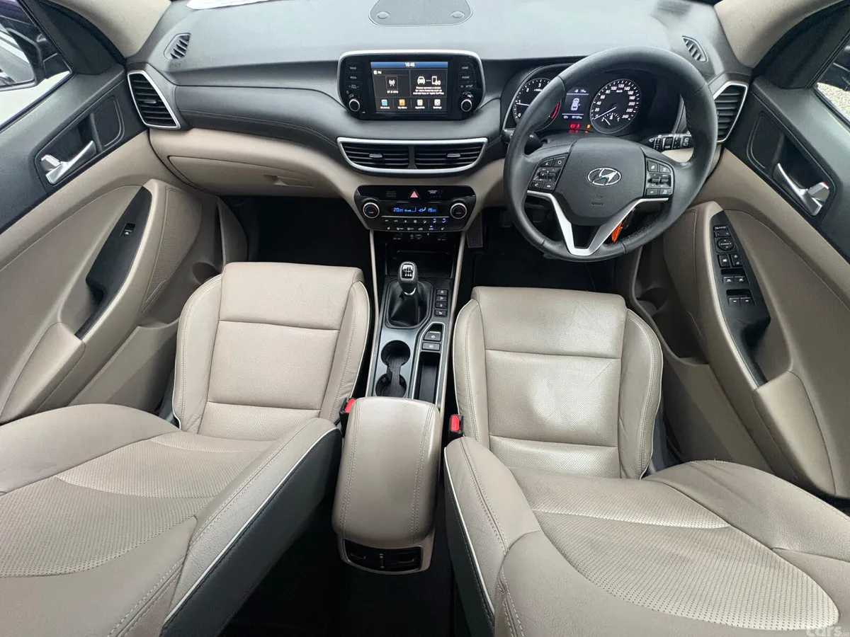Hyundai Tucson SUV, Diesel Hybrid, 2020, Blue