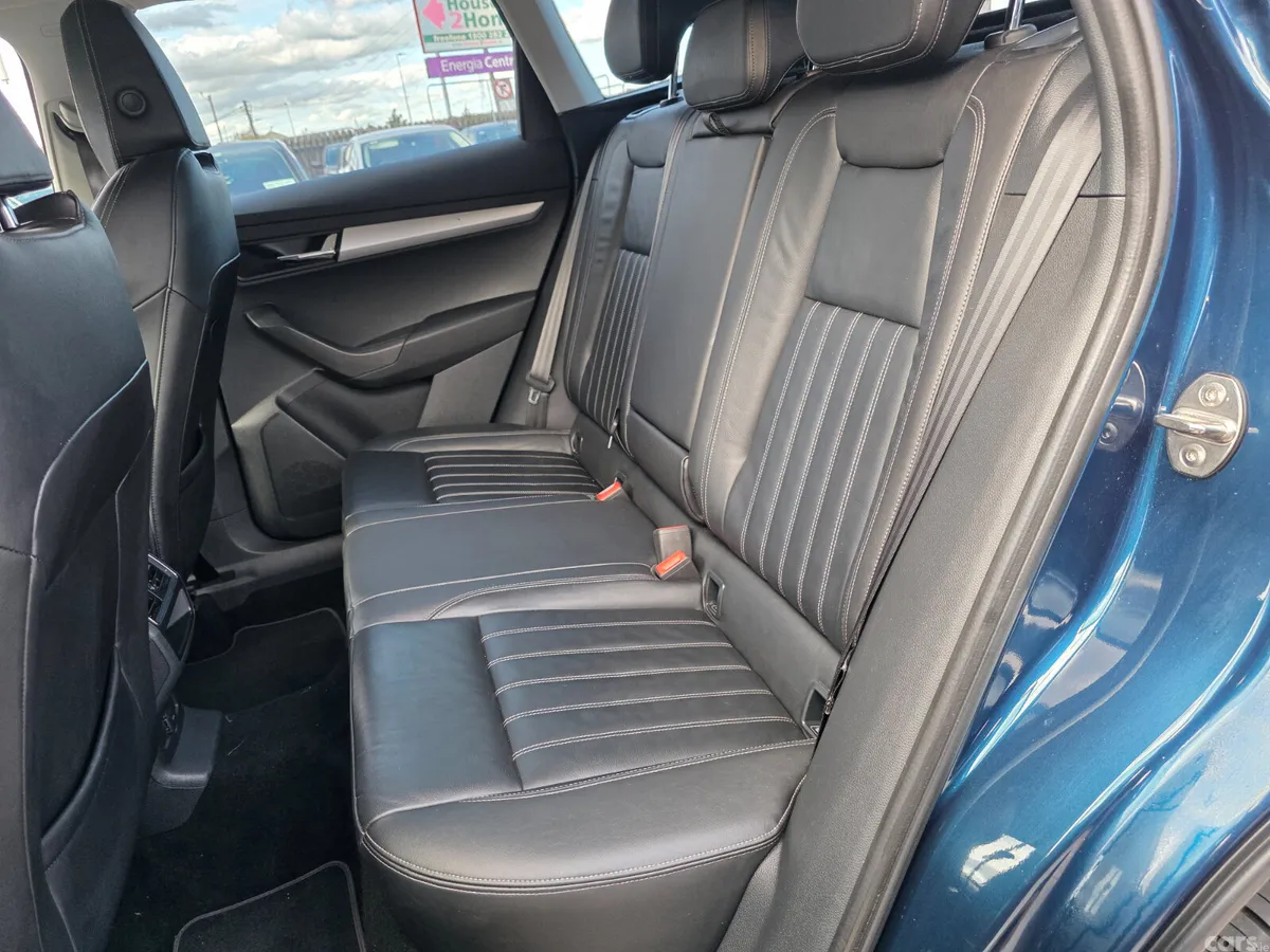 Skoda Karoq SUV, Diesel, 2019, Blue