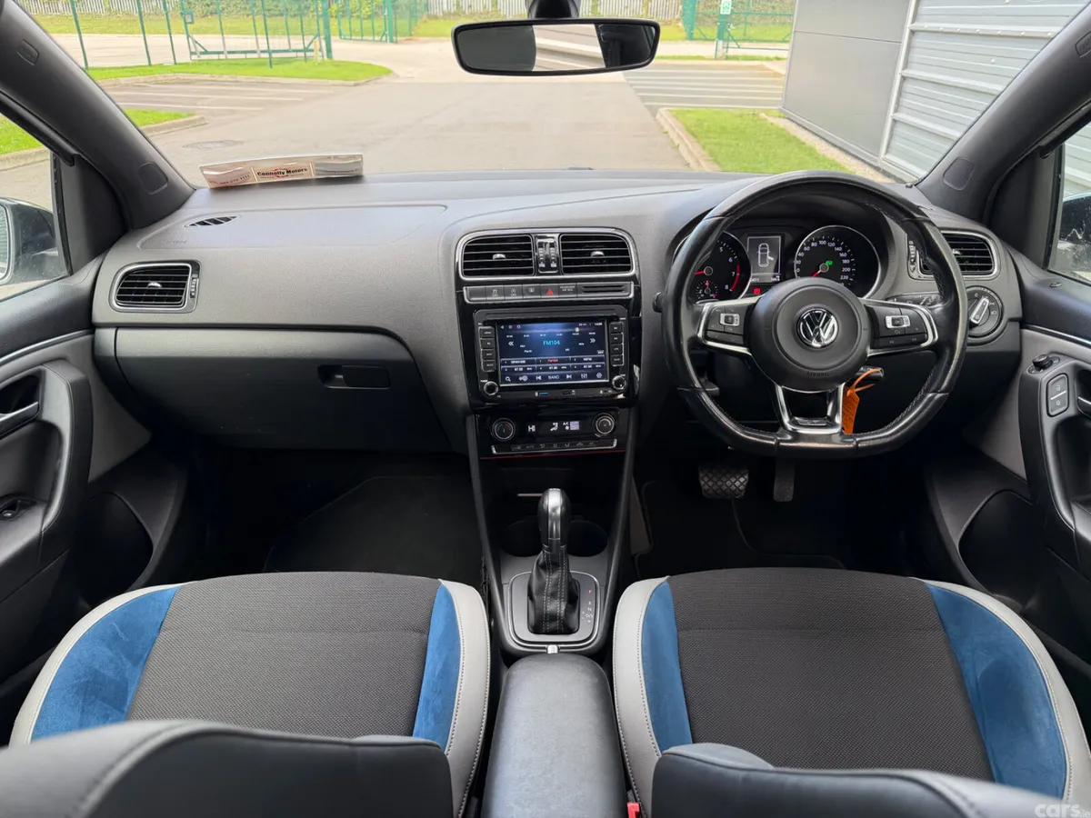 Volkswagen Polo Hatchback, Petrol, 2015, White
