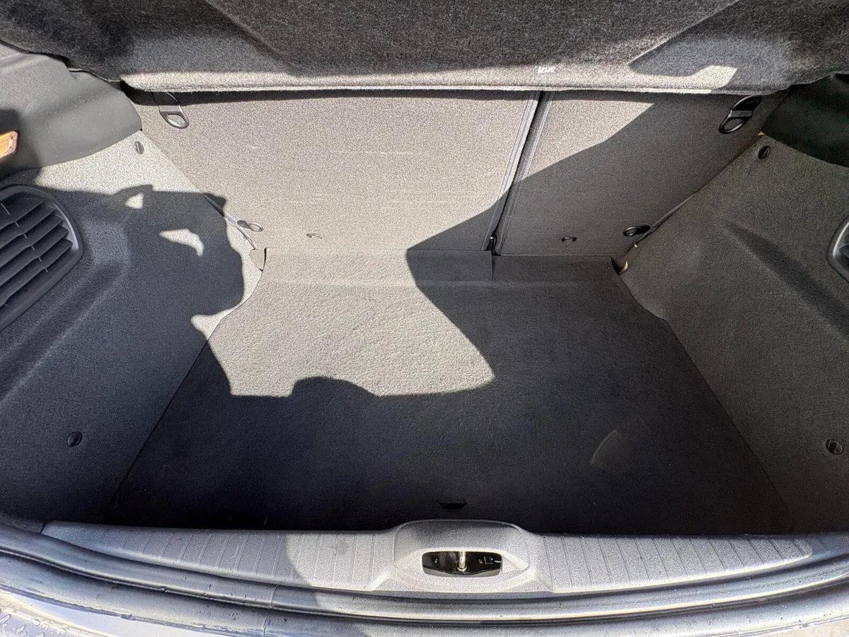 Peugeot 208 Hatchback, Petrol, 2015, Beige