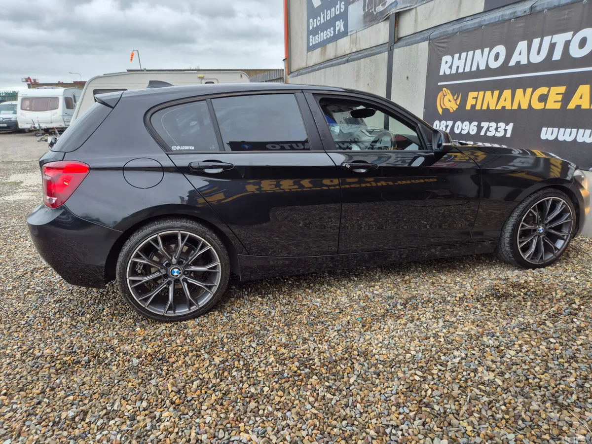 BMW 1-Series Hatchback, Diesel, 2013, Black