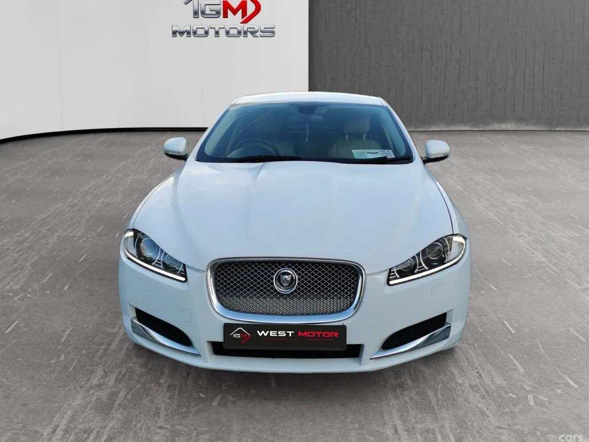 Jaguar XF Saloon, Diesel, 2011, White