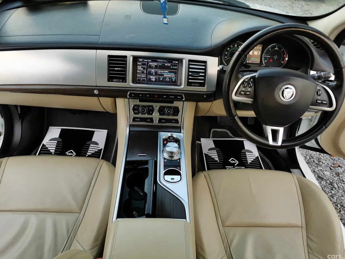 Jaguar XF Saloon, Diesel, 2011, White
