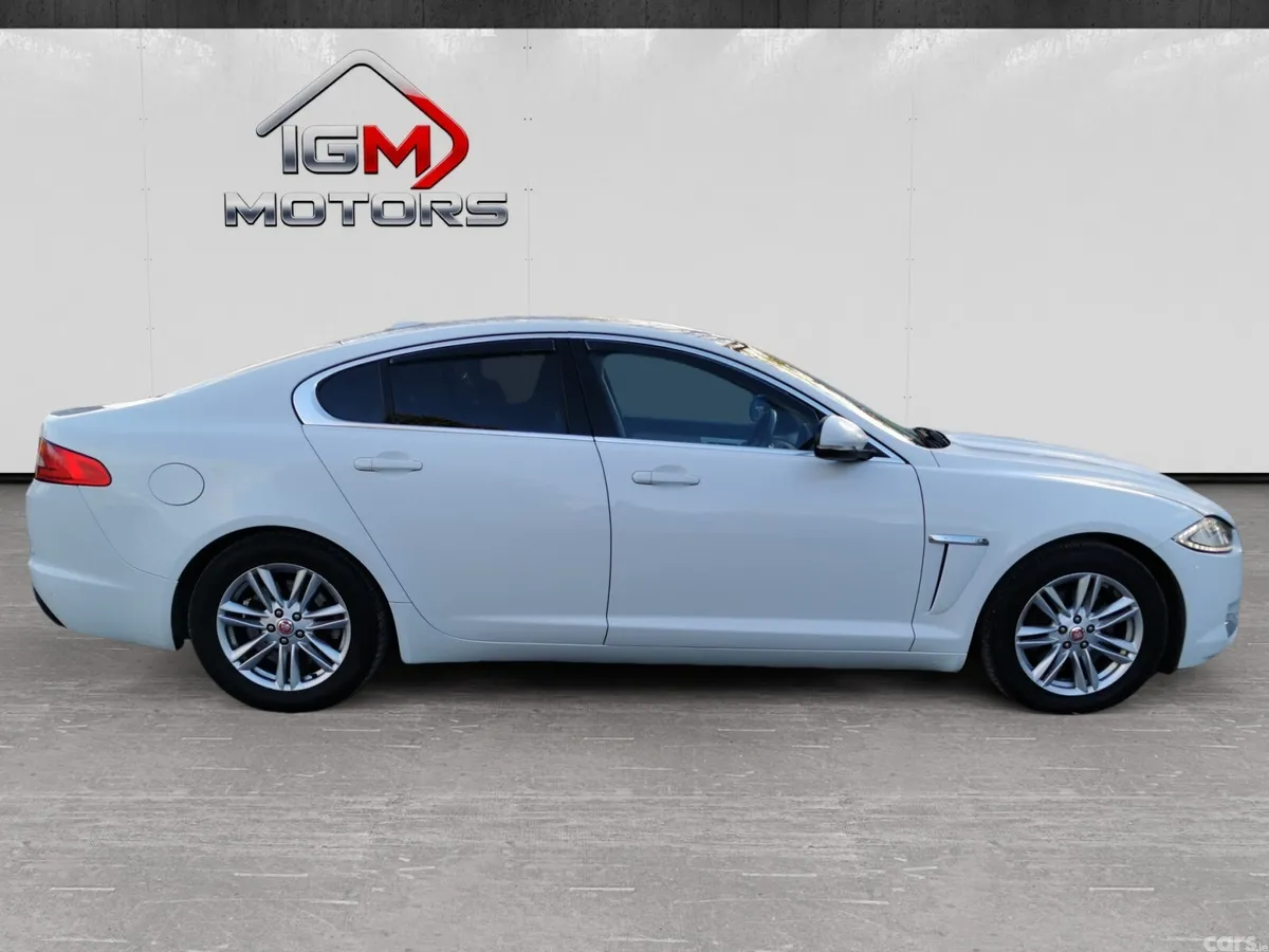 Jaguar XF Saloon, Diesel, 2011, White
