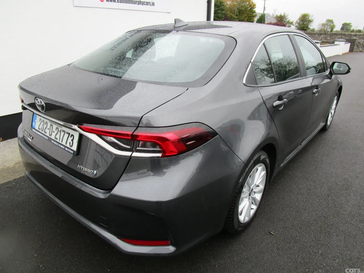 Toyota Corolla Saloon, Petrol Hybrid, 2023, Grey