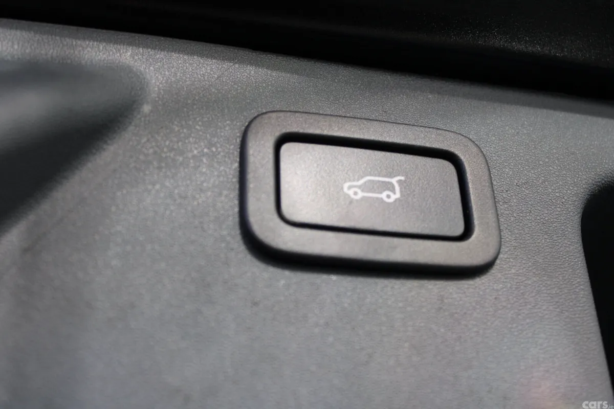 Land Rover Discovery Sport SUV, Diesel, 2016, Black