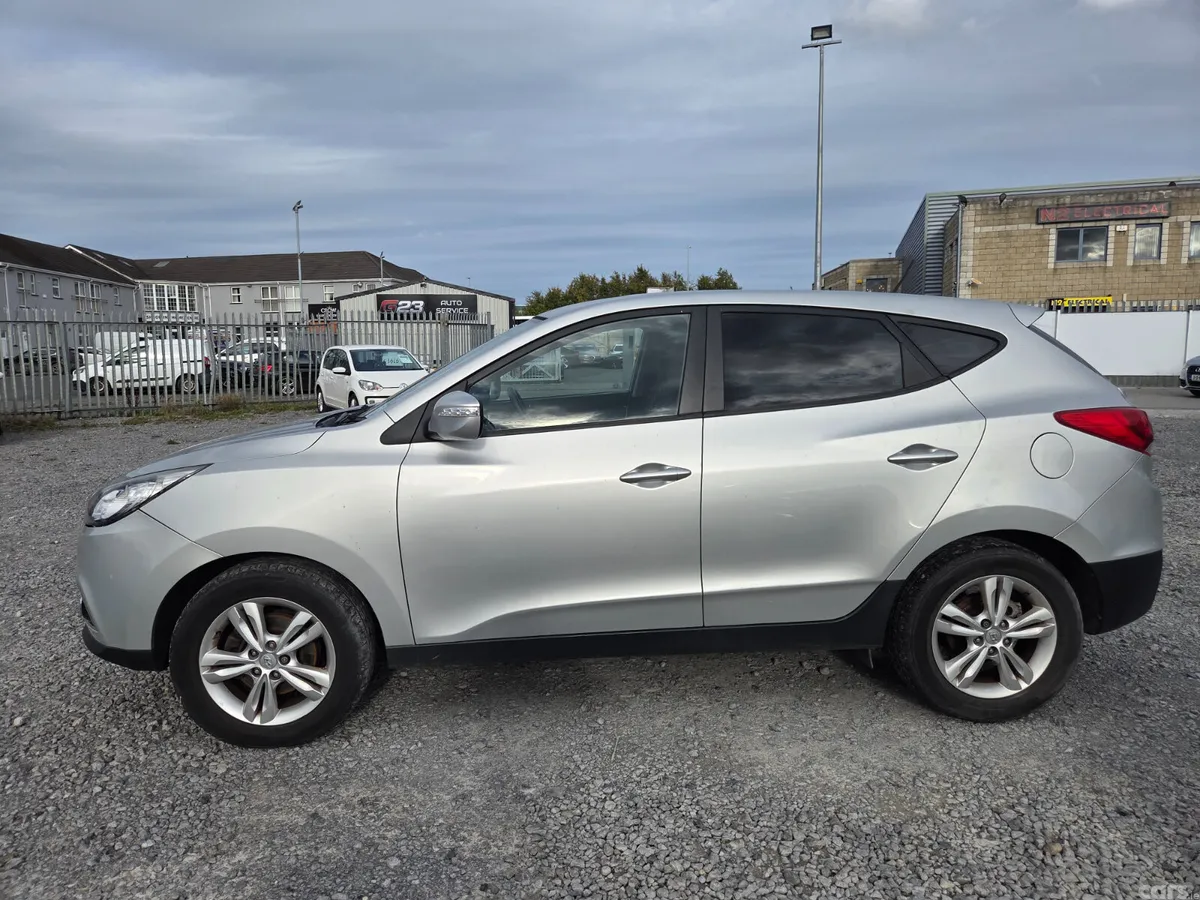 Hyundai ix35 SUV, Diesel, 2011, Silver