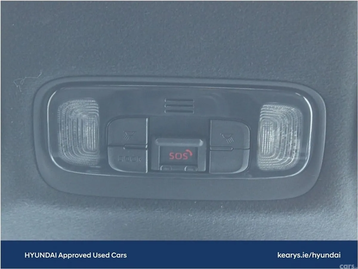 Toyota Yaris Hatchback, Petrol Hybrid, 2021, Silver