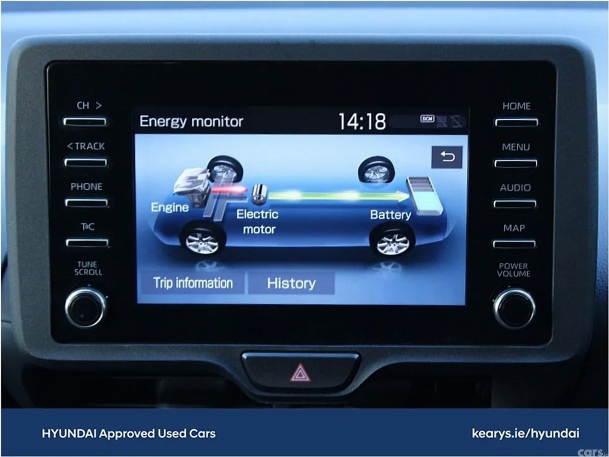 Toyota Yaris Hatchback, Petrol Hybrid, 2021, Silver