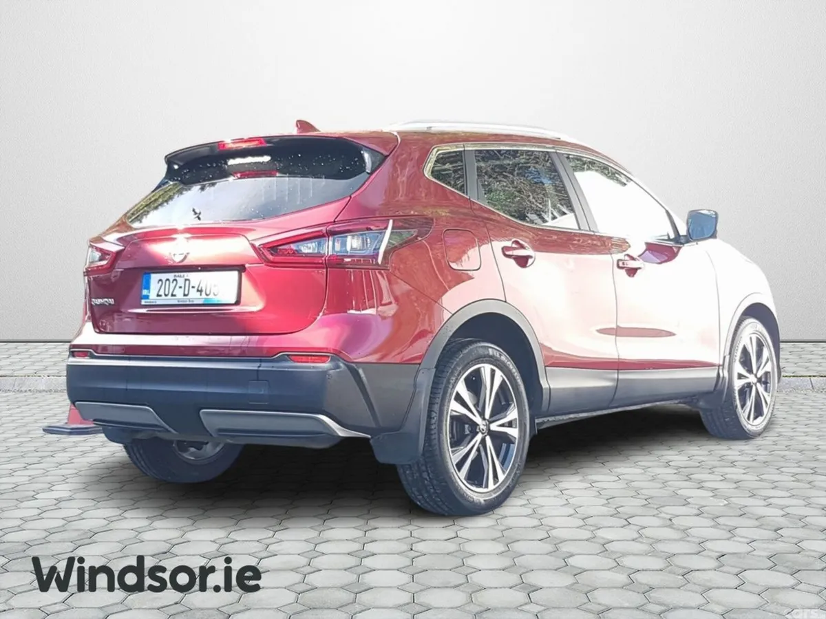 Nissan Qashqai SUV, Petrol, 2020, Red