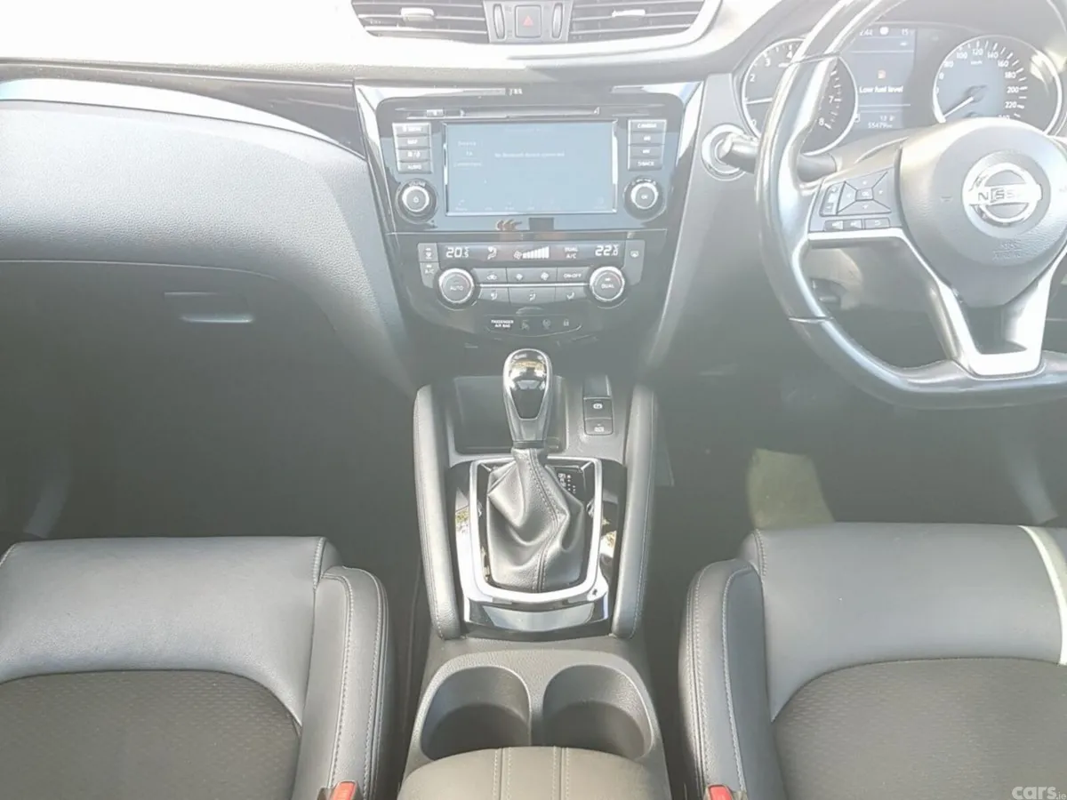 Nissan Qashqai SUV, Petrol, 2020, Red