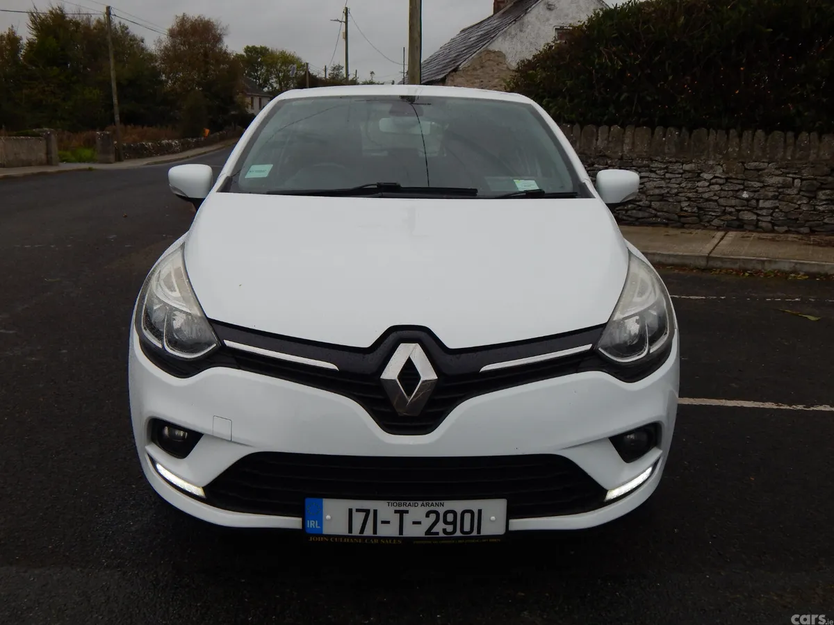 Renault Clio Hatchback, Diesel, 2017, White