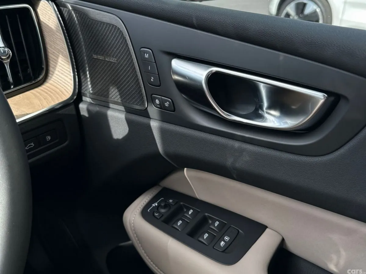 Volvo XC60 SUV, Petrol Plug-in Hybrid, 2026, Red