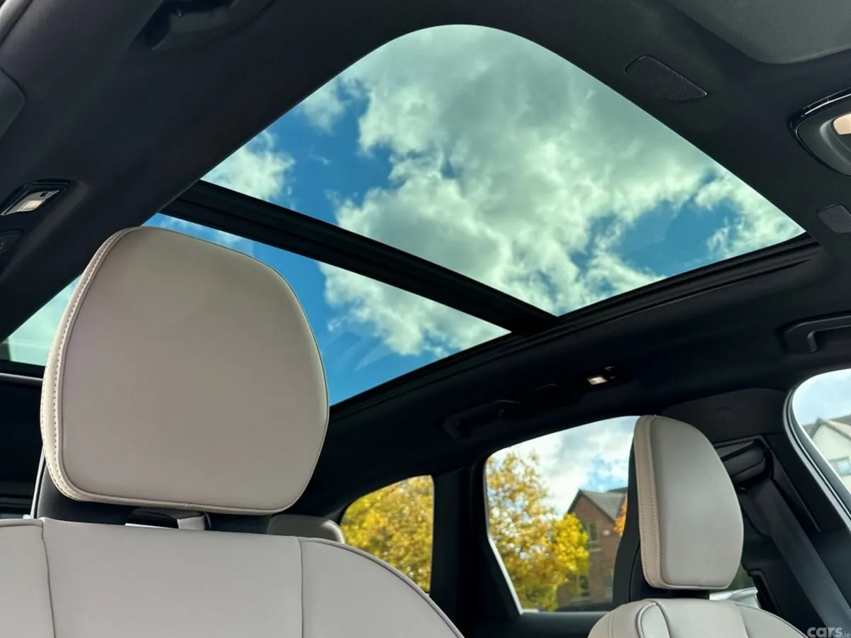 Volvo XC60 SUV, Petrol Plug-in Hybrid, 2026, Red