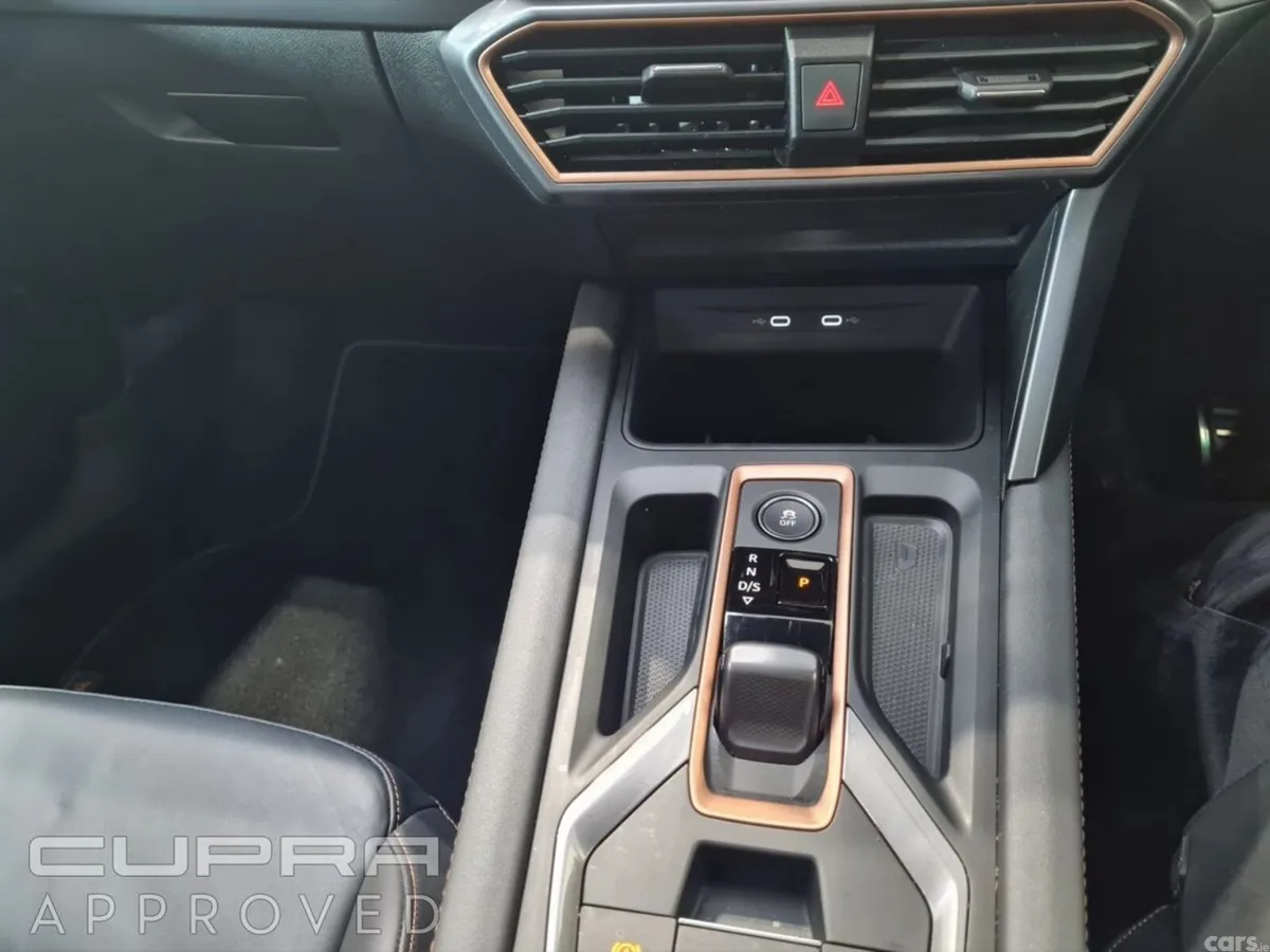 Cupra Leon Estate, Petrol Plug-in Hybrid, 2026, Purple