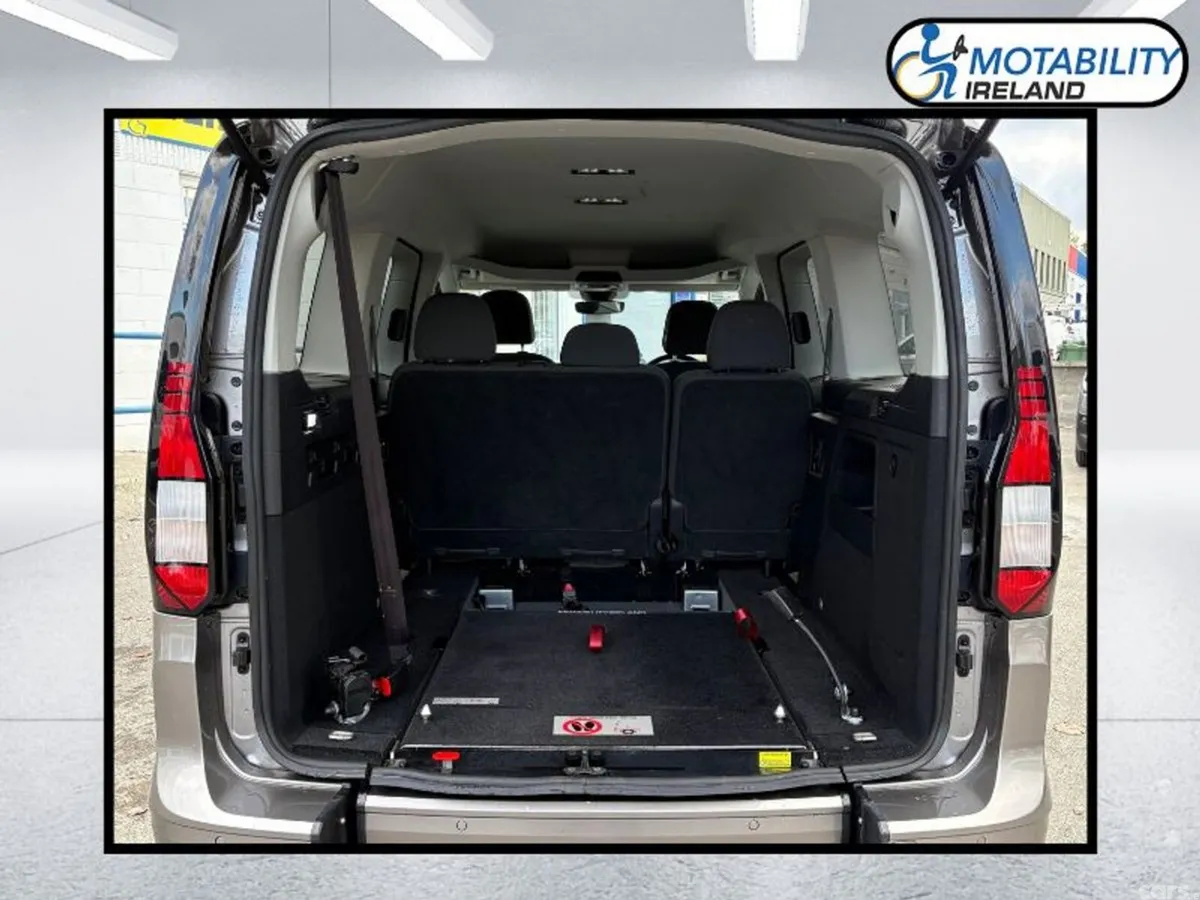 Volkswagen Caddy MPV, Diesel, 2023, Yellow