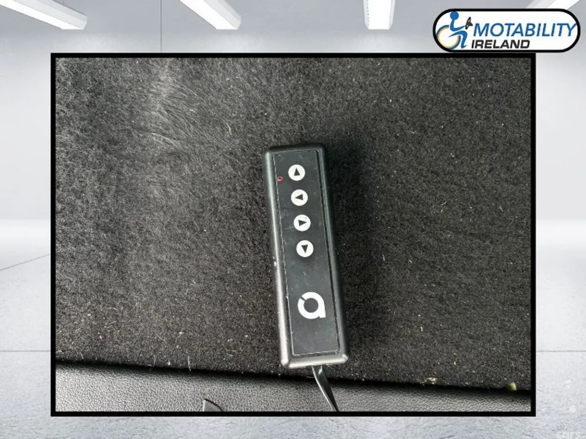 Peugeot Partner Tepee Estate, Diesel, 2018, Silver