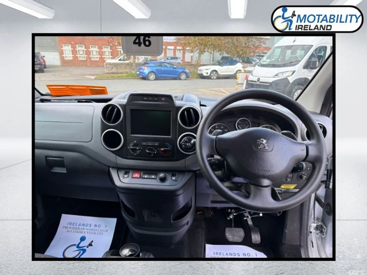 Peugeot Partner Tepee Estate, Diesel, 2018, Silver