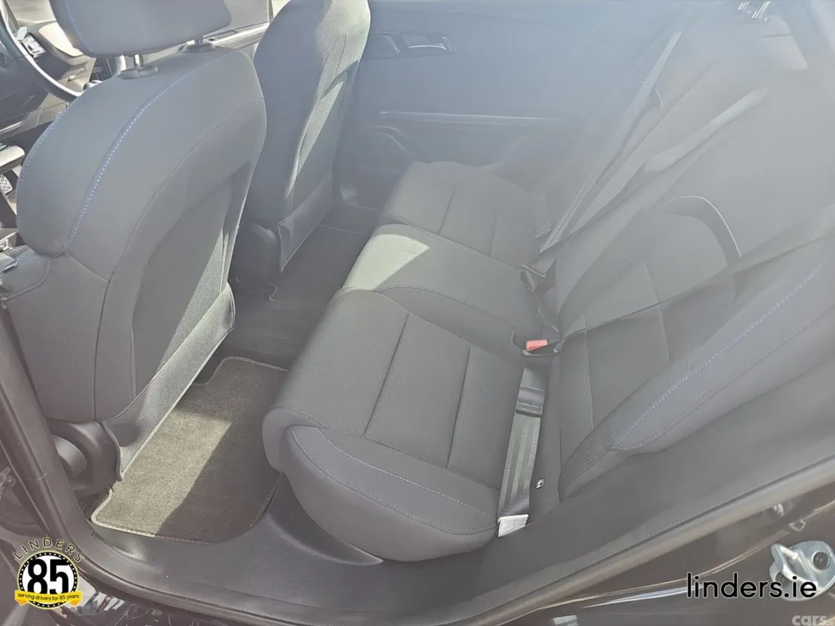 MG MG4 Hatchback, Electric, 2023, Black