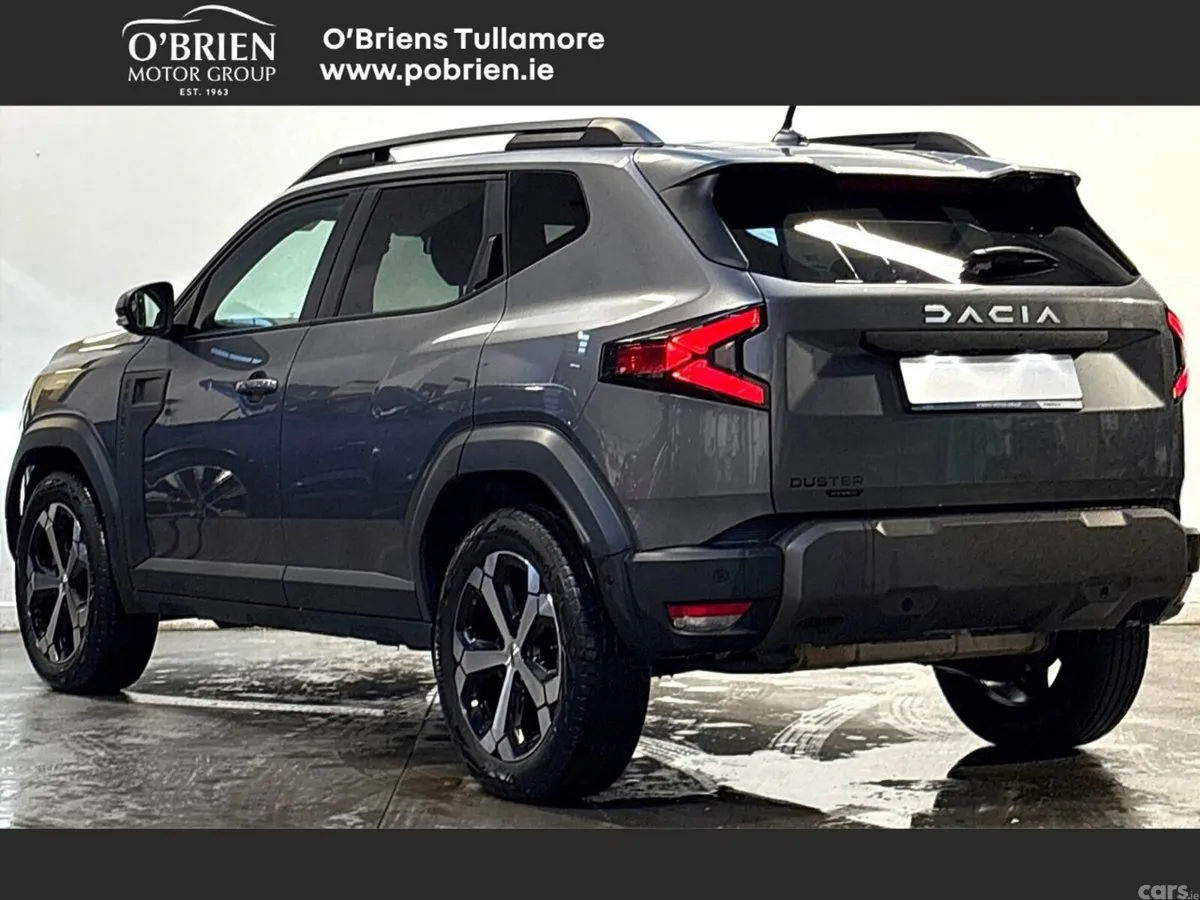 Dacia Duster SUV, Petrol Hybrid, 2026, Grey
