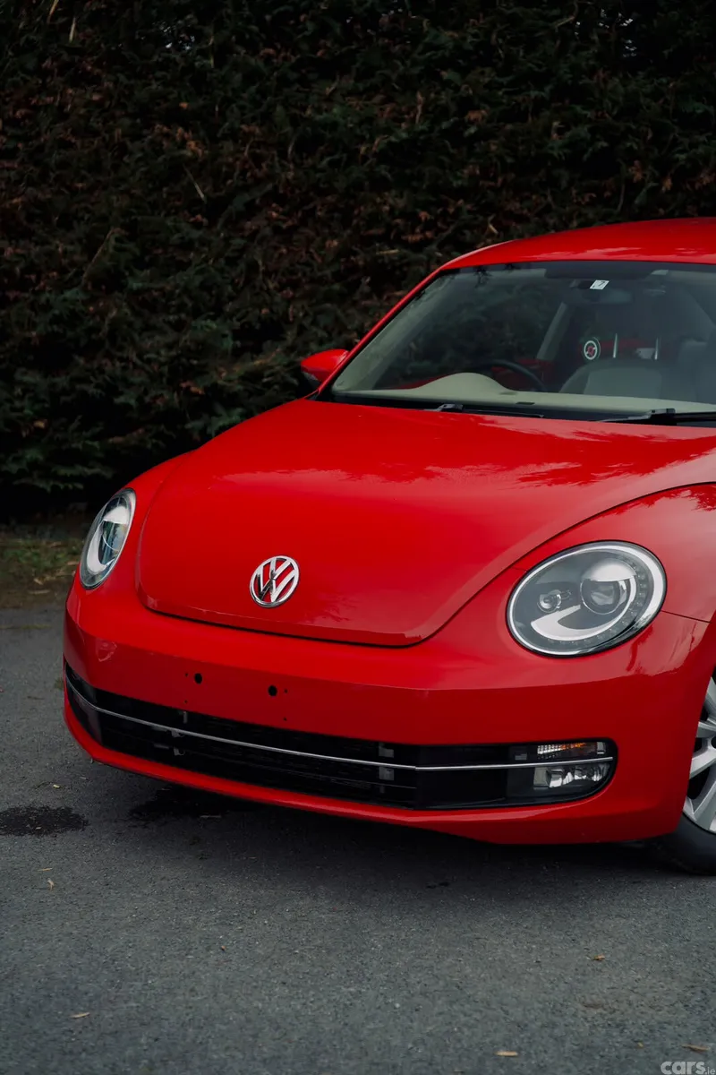 Volkswagen Beetle Coupe, Petrol, 2015, Red