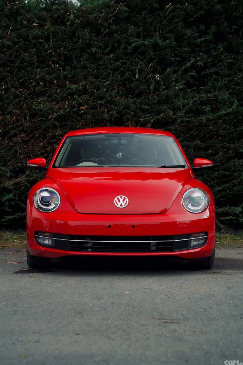 Volkswagen Beetle Coupe, Petrol, 2015, Red