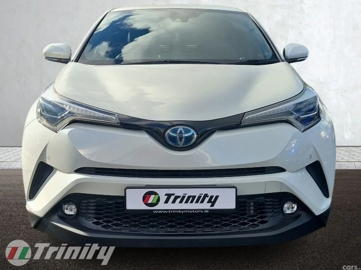 Toyota C-HR SUV, Petrol Hybrid, 2018, White