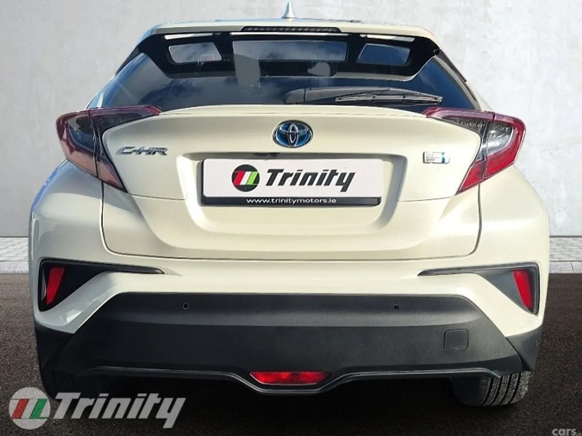 Toyota C-HR SUV, Petrol Hybrid, 2018, White
