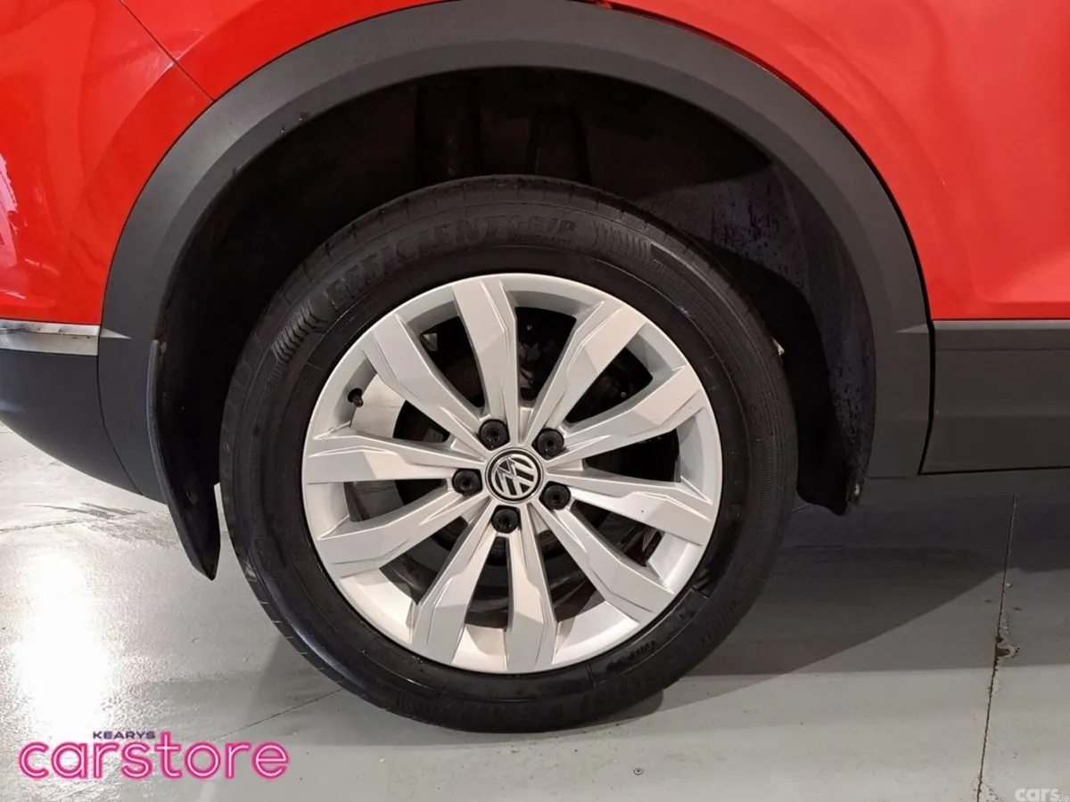 Volkswagen T-Roc SUV, Petrol, 2021, Red