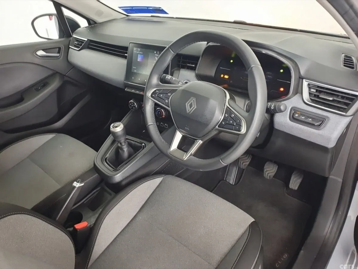 Renault Clio Hatchback, Petrol, 2025, Grey