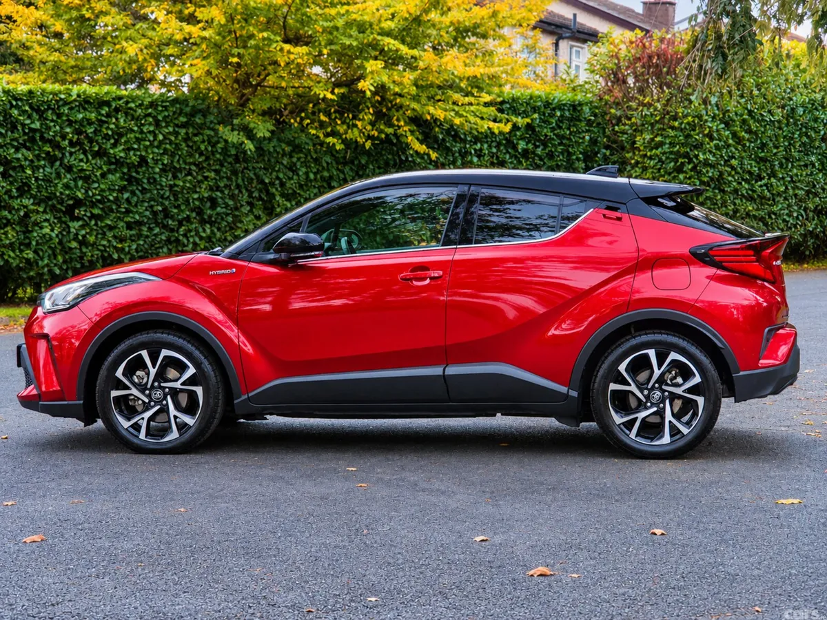 Toyota C-HR SUV, Petrol Hybrid, 2019, Red