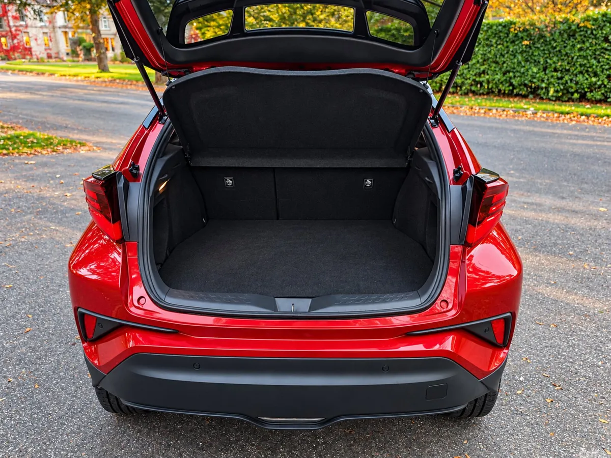 Toyota C-HR SUV, Petrol Hybrid, 2019, Red