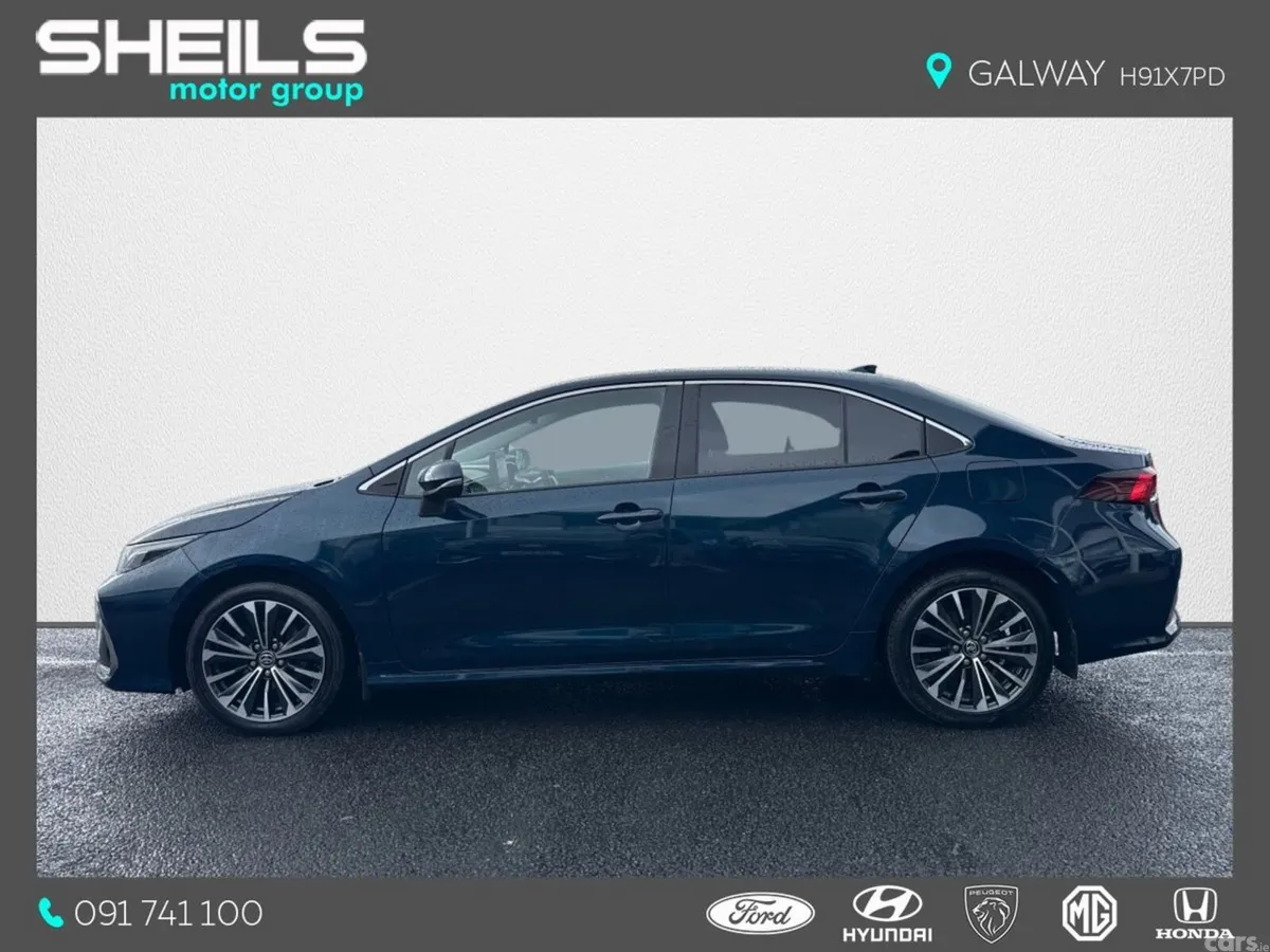 Toyota Corolla Saloon, Petrol Hybrid, 2023, Blue