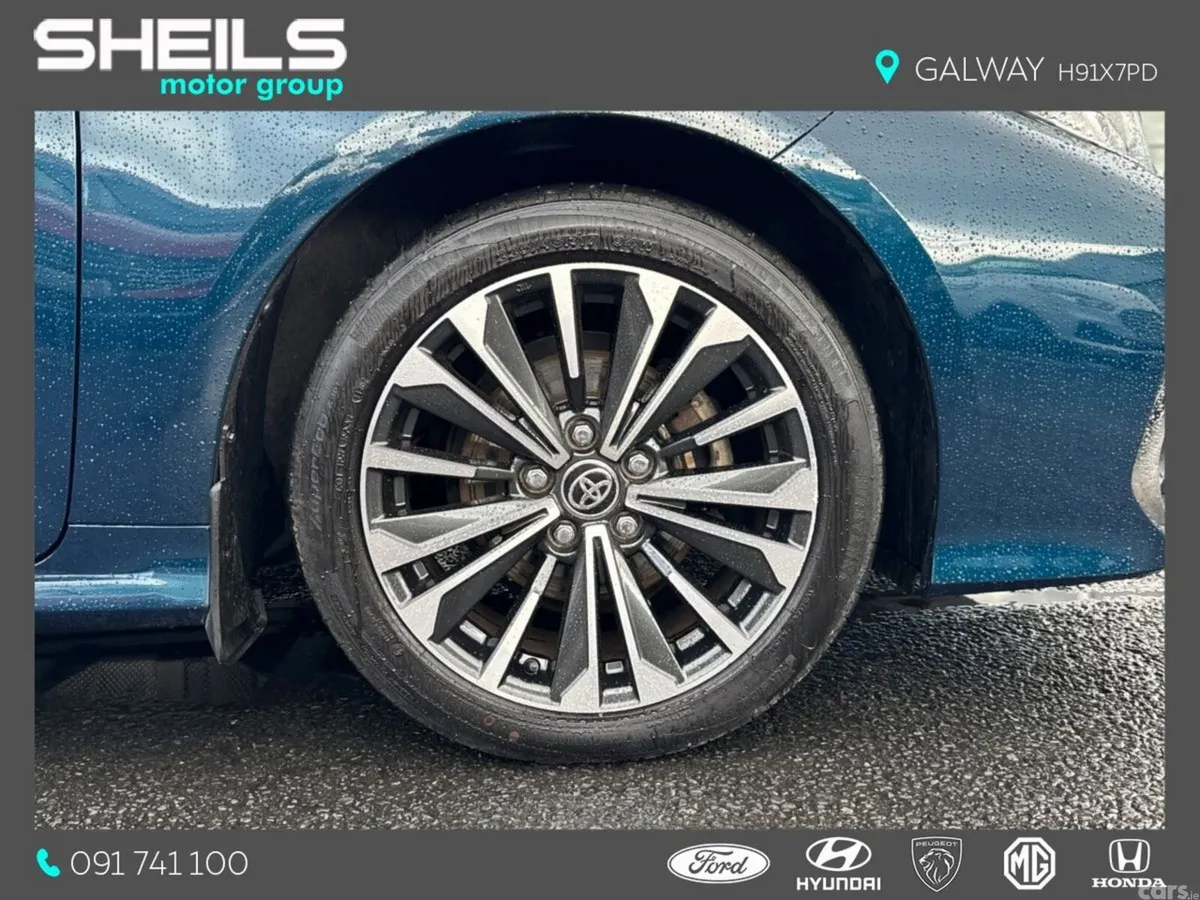 Toyota Corolla Saloon, Petrol Hybrid, 2023, Blue