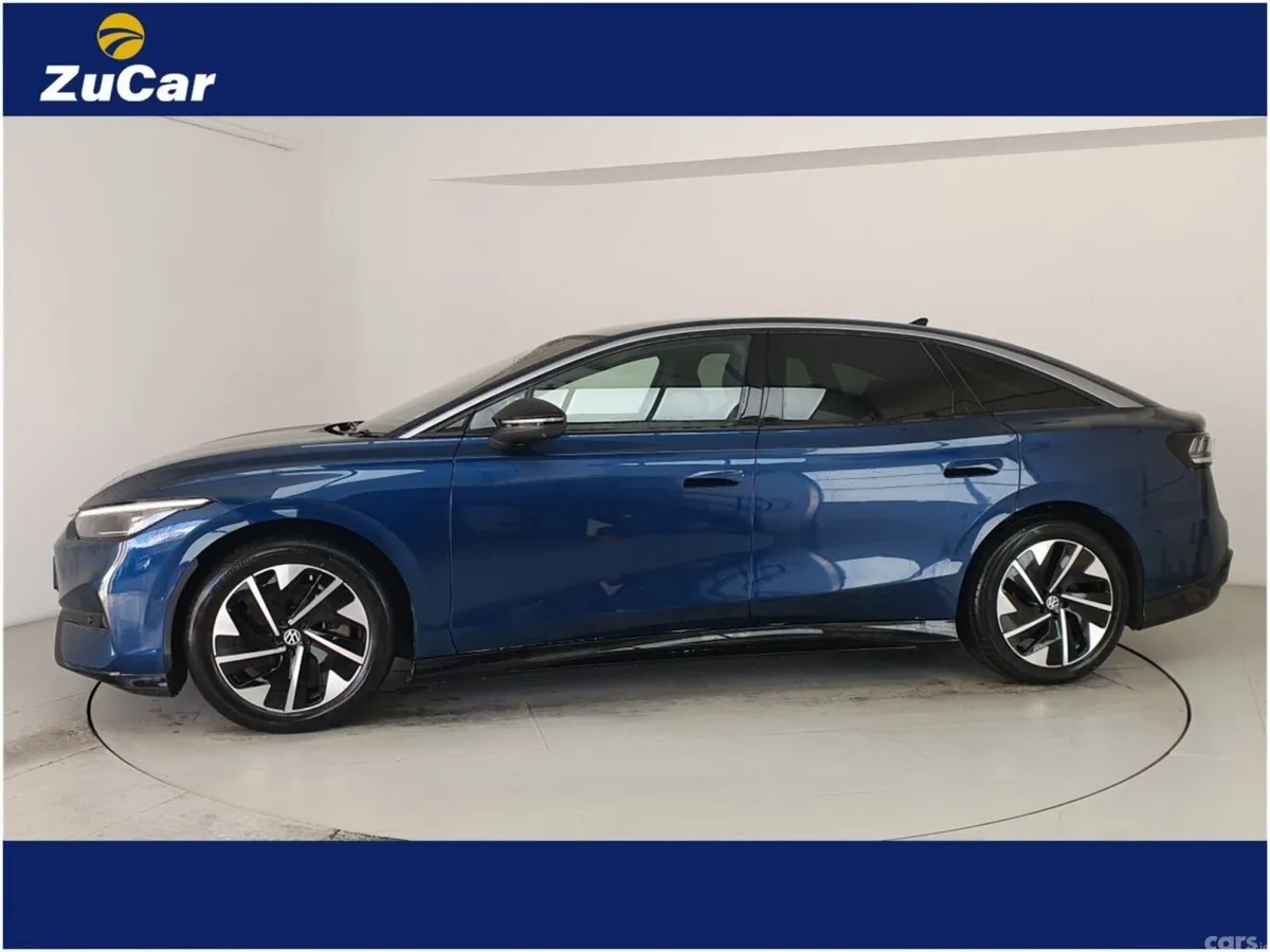 Volkswagen ID.7 Hatchback, Electric, 2024, Blue