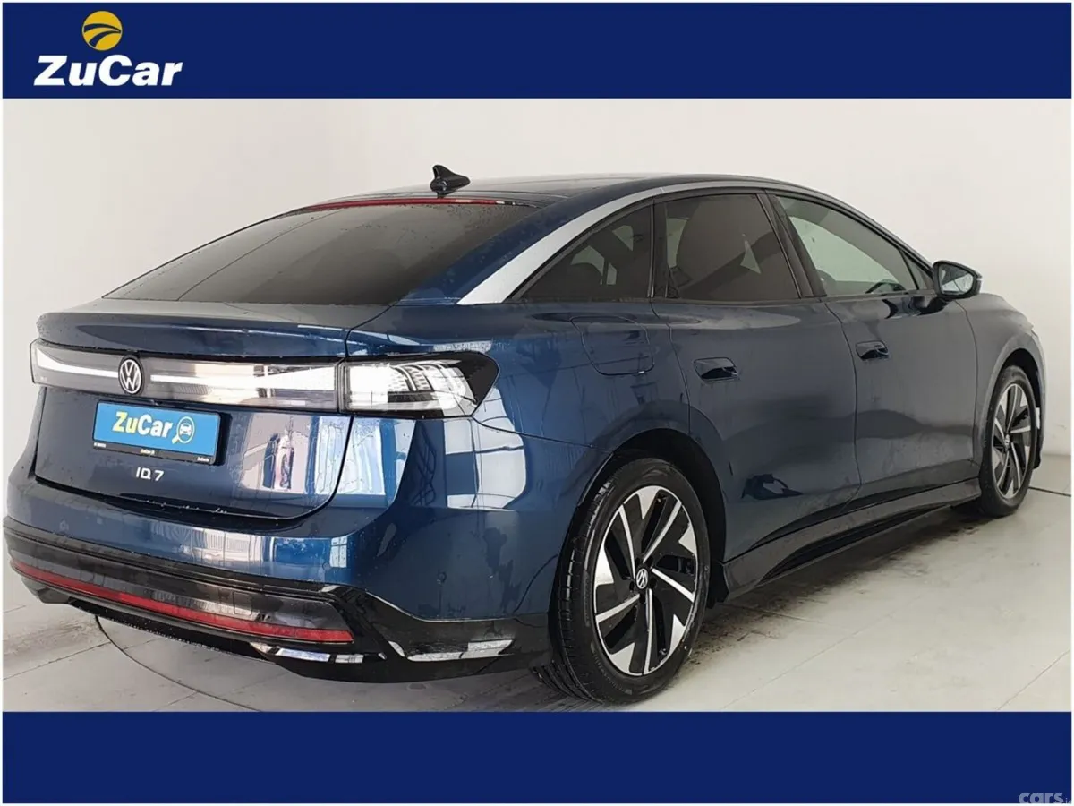 Volkswagen ID.7 Hatchback, Electric, 2024, Blue