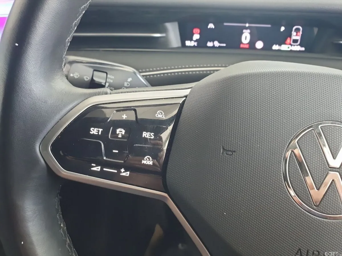 Volkswagen ID.7 Hatchback, Electric, 2024, Blue